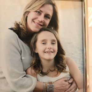 Meet your Posher, Mmolly